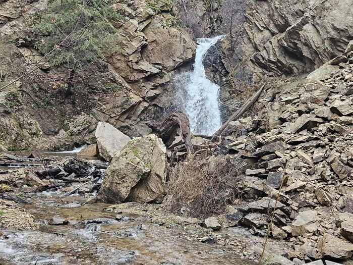 Hardy Creek Falls, Peachland. 