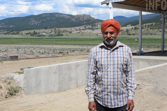 Avtar Hothi pulled a girl to safety after neighbours alerted him that she was drowning in the Thompson River.