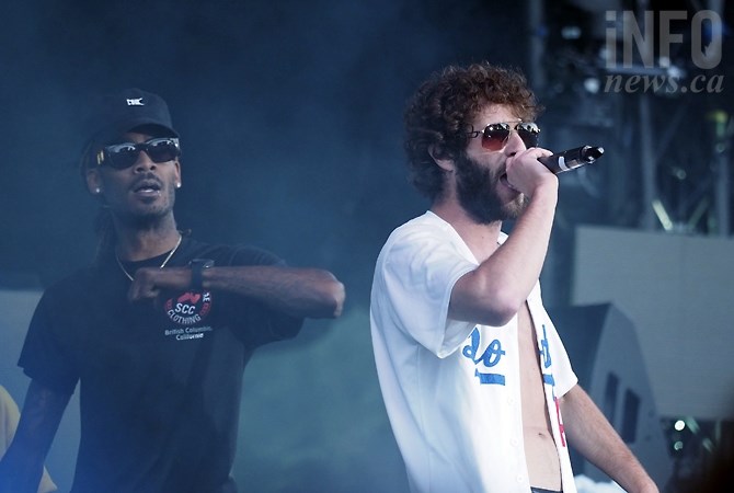 Lil' Dicky opened for Snoop at Centre of Gravity 2017.