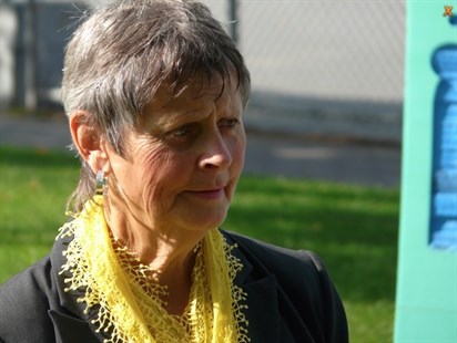 Former mayor Sharon Shepherd announced on Thursday, Oct. 9, 2014 is running for the city's top job.