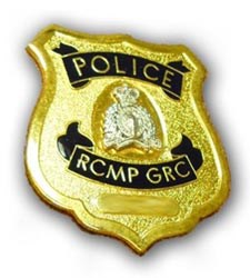 RCMP officers are issued identification cards nation-wide and are required to carry these cards as well as their badge. 