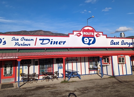 iN PHOTOS: Take a look inside this retro 1950s diner near Kamloops