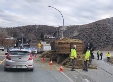 Hay spill causes traffic headache in Kamloops