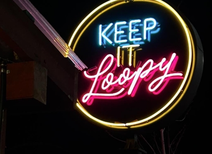 'Keep it Loopy': Retro neon sign reflects community, culture on Kamloops’ North Shore