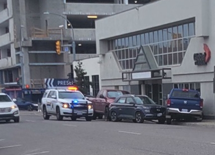 Suspected impaired driver hit several parked vehicles in downtown Kelowna