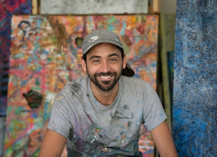 Okanagan artist uses paint made from foraged ingredients