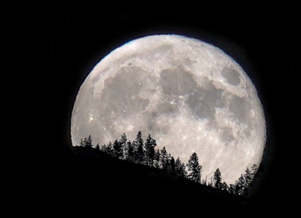 Full Beaver supermoon to illuminate Kamloops, Okanagan