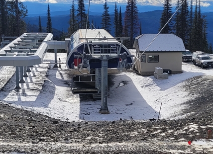 Rescued Sun Peaks skiers ducked ropes from new chair lift