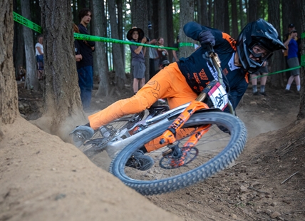 iN PHOTOS: Kamloops sports photographer overcomes industry challenges