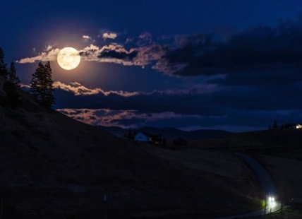 Full Sturgeon moon this week in Okanagan, Kamloops