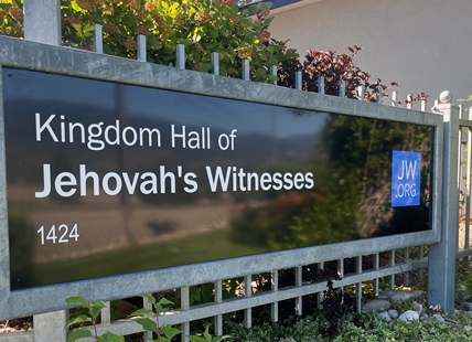 Did a Kelowna church pressure a rape victim to drop the charge?