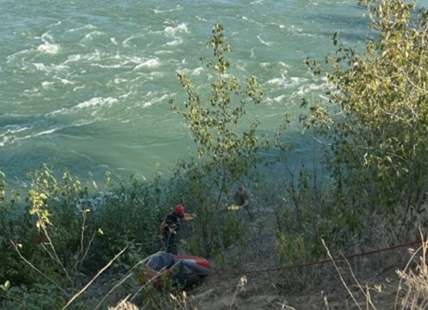 Kamloops volunteer crew rescues stranded paddleboarders