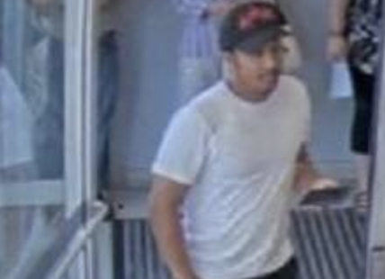 Fraudster in Kamloops tricks victim into giving up their bank cards