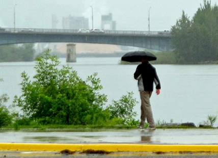 Rain, thunderstorms expected to clear for weekend in Kamloops, Okanagan