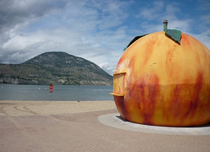 Penticton pursues new operating agreement for iconic Peach concession