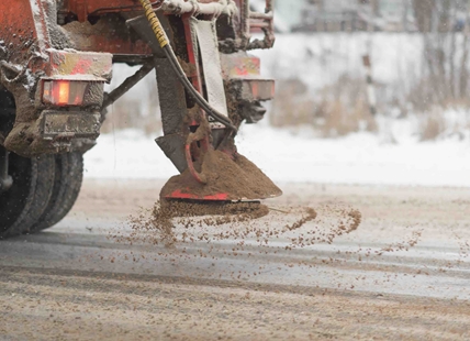 Road dust prompts air quality warning in Vernon