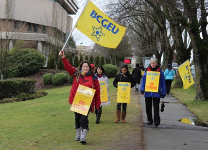 B.C. government workers' strike vote gets underway