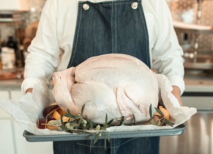 Vernon volunteers fighting holiday loneliness by serving 500 Christmas meals