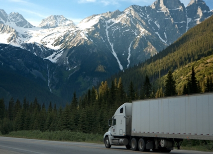 This Vernon safety trainer’s chain-up video just in time for Coquihalla re-opening