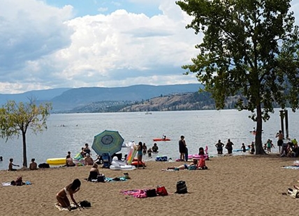 Kelowna residents petition court to get properties removed from park designation