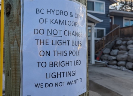 TOO BRIGHT: Residents fighting back against new LED streetlights in Kamloops