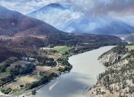 Temperatures drop as firefighters battle wildfire near Lytton