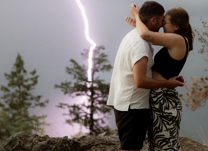 Lightning strike captured by Kelowna photographer at exact moment girlfriend says ‘yes’ to proposal