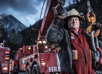 'Highway Thru Hell' star in multi-vehicle collision