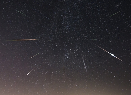 LOOK UP: Best meteor show of the year underway in Kamloops, Okanagan