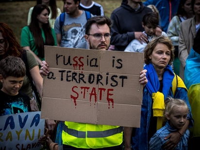 THOMPSON: Why Republican politicians are getting booed in America