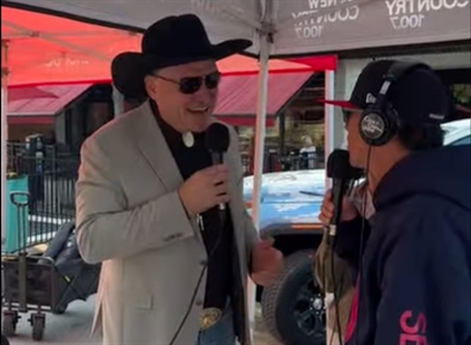 JONESIE: Kelowna Mayor Tom Dyas just can't help himself