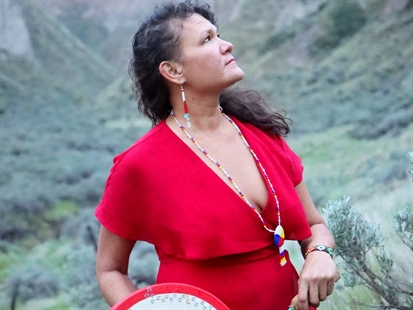 iN PHOTO: Indigenous Kamloops models in brilliant red dresses raise awareness for ongoing crisis