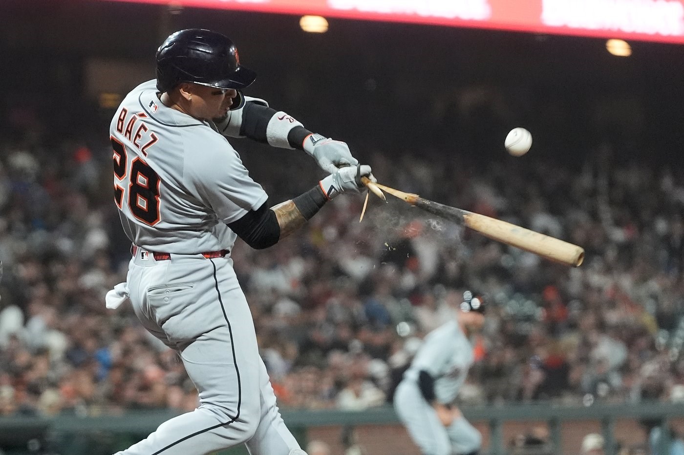 Rafael Devers, Willy Adames hit home runs, Jung Hoo Lee adds 2-run single as Giants beat Tigers 5-2