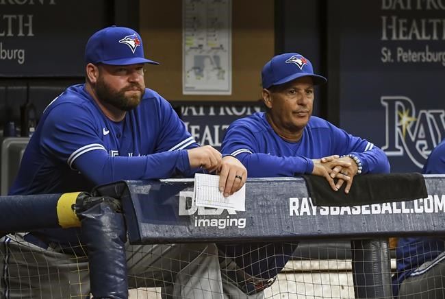 Blue Jays sign John Schneider to three-year deal as manager