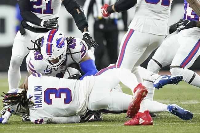 Explainer: What Happened to Buffalo Bills Player Damar Hamlin?, Chicago  News