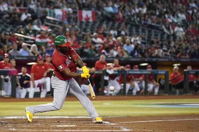 Randy Arozarena HAMMERS an RBI double to add to Mexico's lead over Canada,  3-1