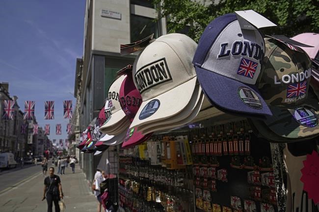 Fashion baseball caps sales uk