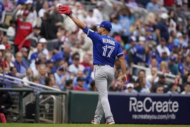 Five Toronto Blue Jays named finalists for Gold Glove Awards