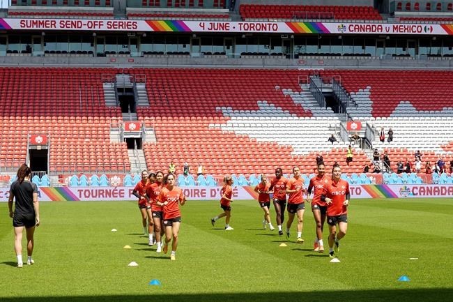 Clock ticking on Bev Priestman as Canada coach ponders her Olympic roster selection | iNFOnews - Vimarsana News