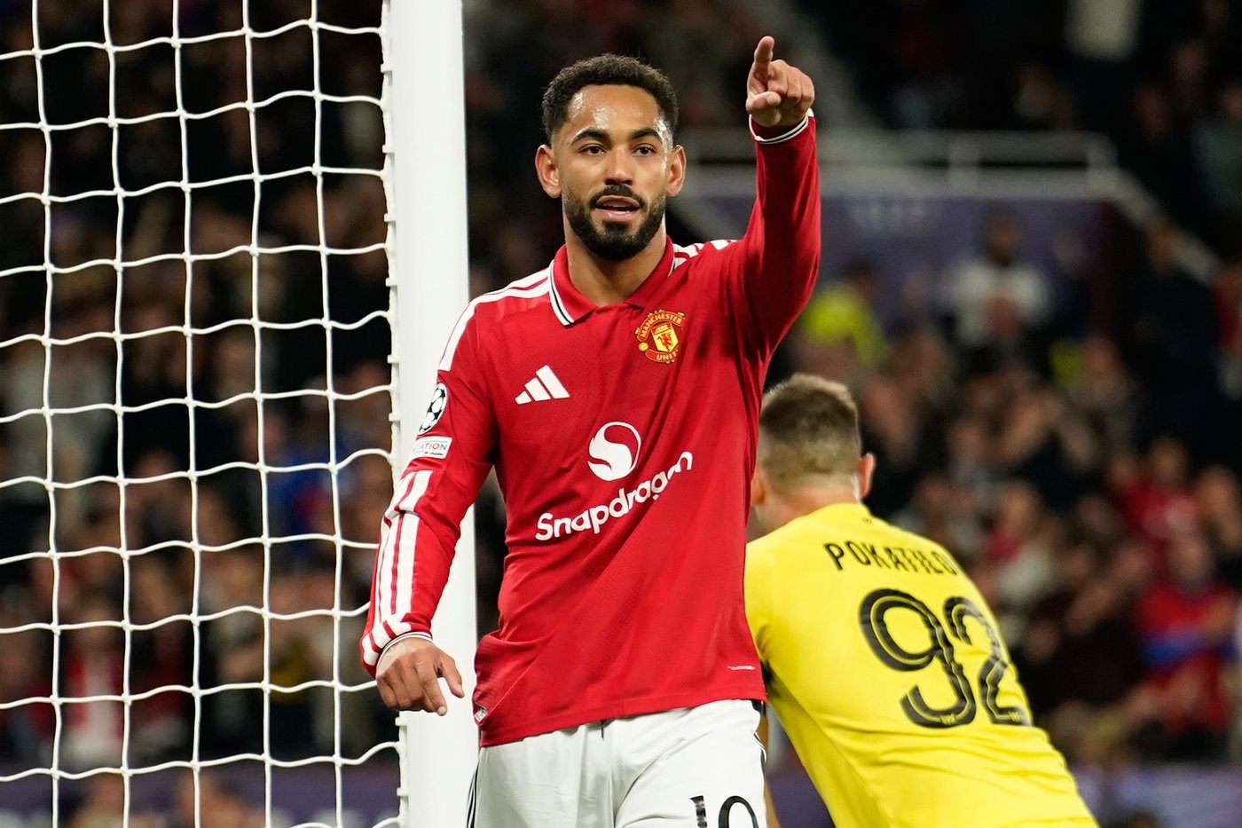 Man United goes on a scoring spree in its long-awaited return to the Champions League
