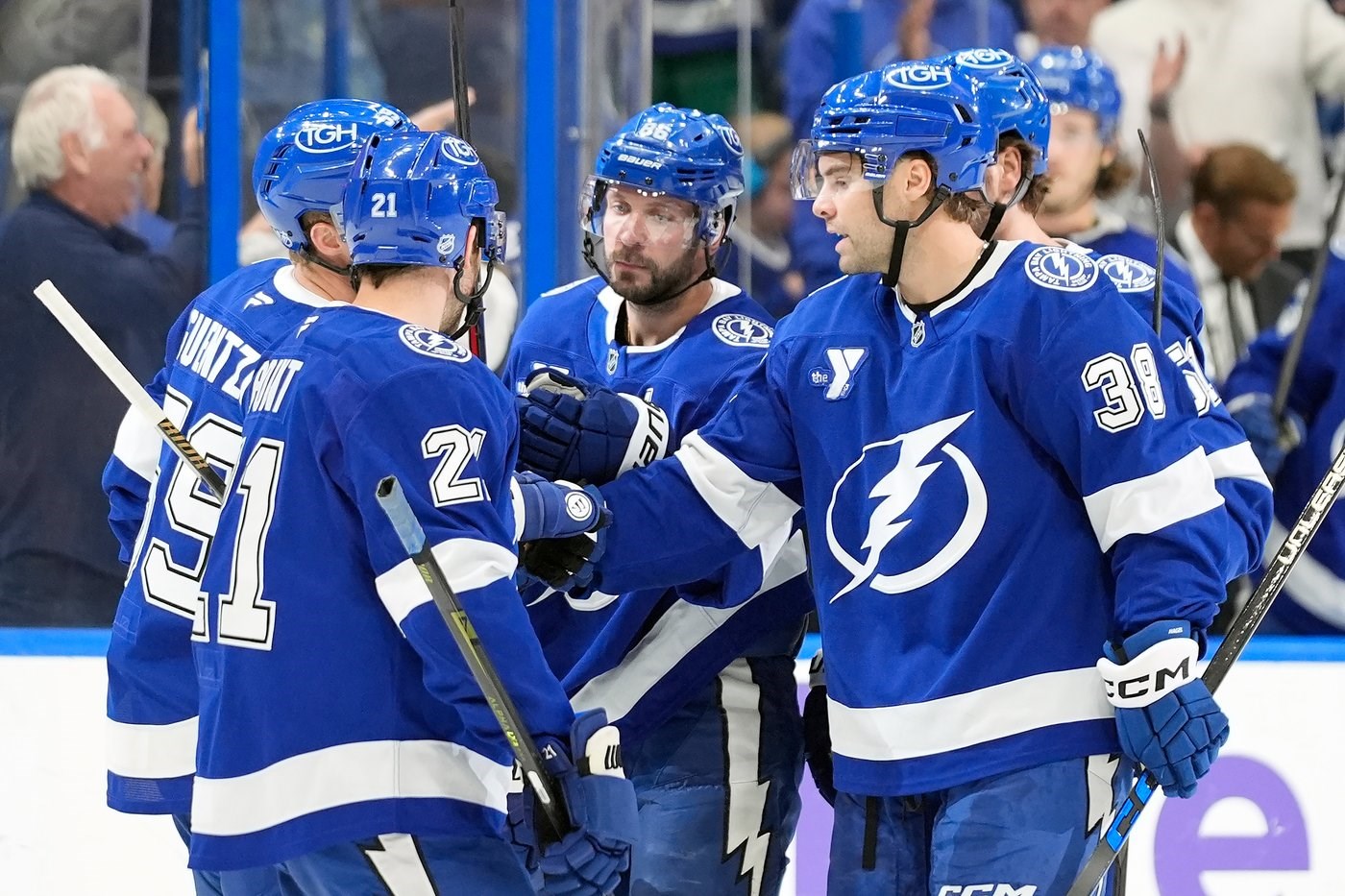 Lightning storm back from 2-goal deficit to beat the Canucks 4-2