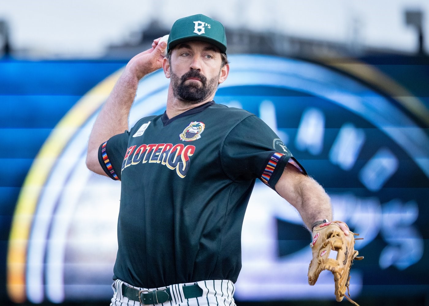 English cricket standout Liam Plunkett is giving baseball a try with Oakland's minor league team