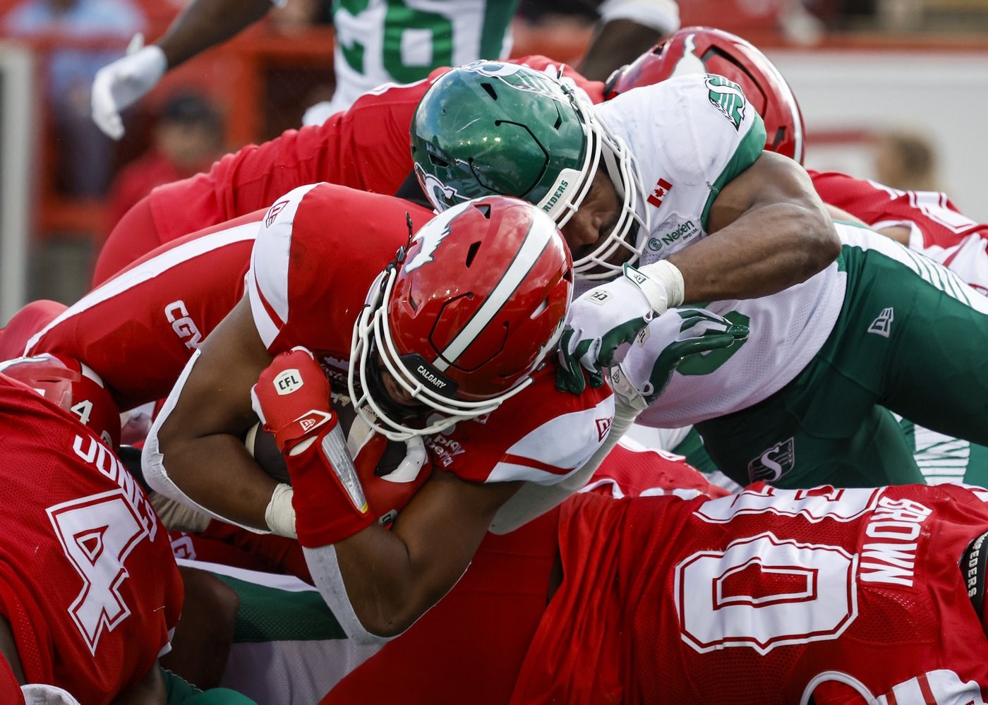 Stevens scores OT touchdown for Roughriders in 40-37 win over Stampeders