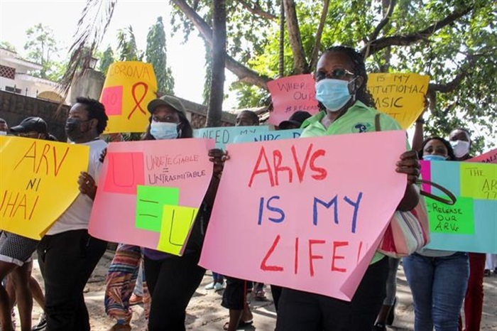 HIV drugs run short in Kenya as people say lives at risk | iNFOnews