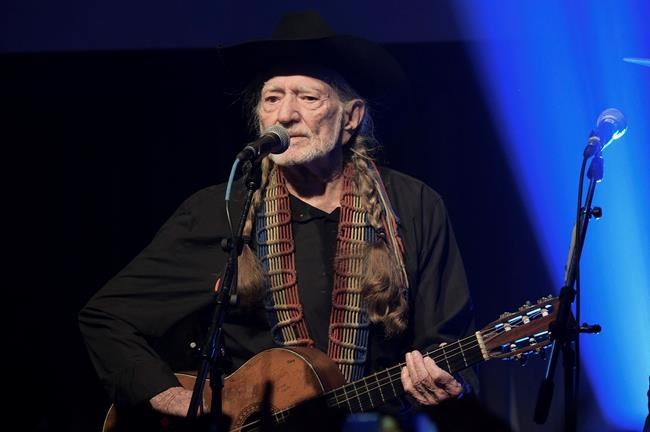 Willie Nelson comes off tour, cites 'breathing problem' | iNFOnews
