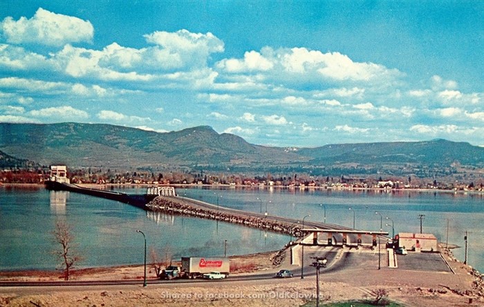 Image of the Kelowna bridge from a 1960s postcard. Shared by the 'Old Kelowna' Facebook group. 