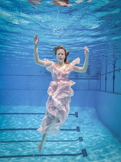 Kamloops swimmer Taya Angstadt poses for an underwater photo. 