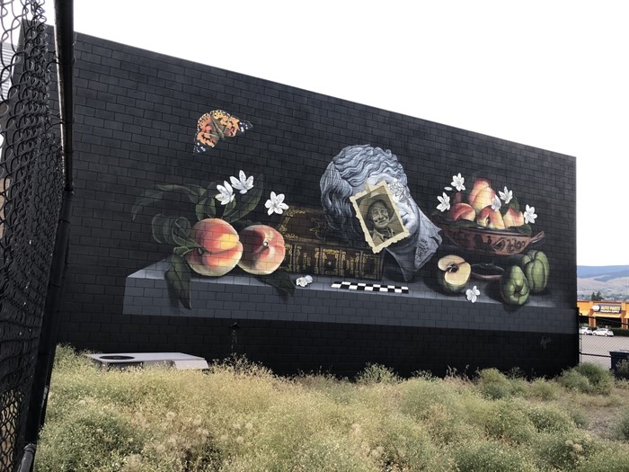 This artistic mural is found in Rutland. 