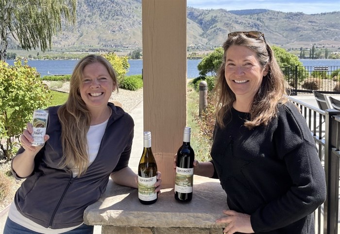 Lakeboat Winery Mireille, Winemaker (left) and Tara, Owner (right)