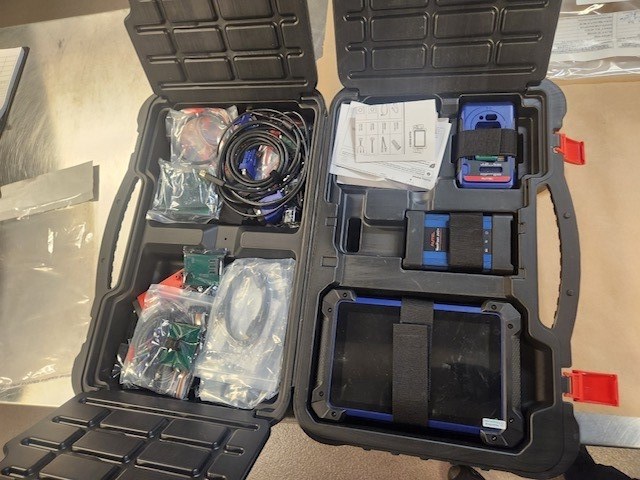 Another photo of the key fob programming kit seized by Kelowna RCMP on Jan. 9 2024.